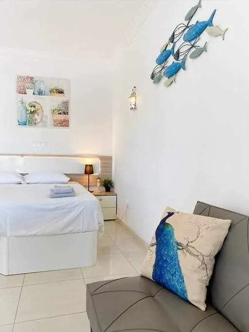 Rocha Studio 0*, Portimao